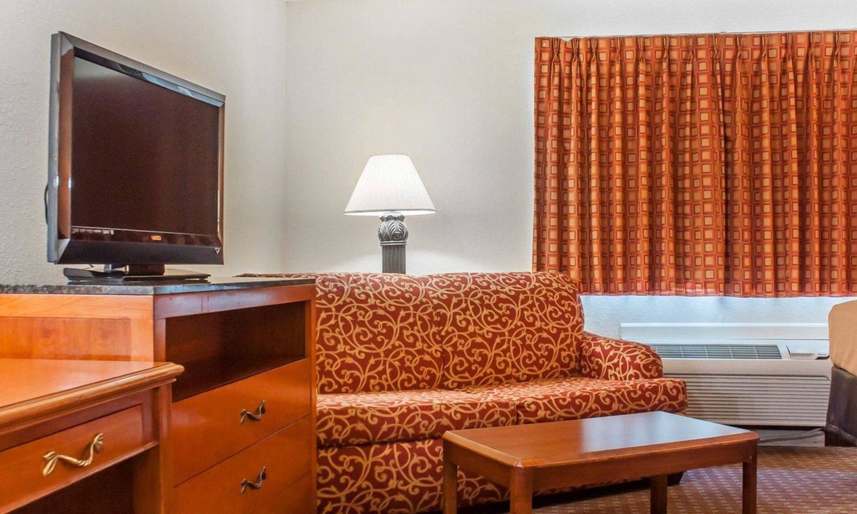 Cuba Hotel | Econo Lodge Cuba I-86