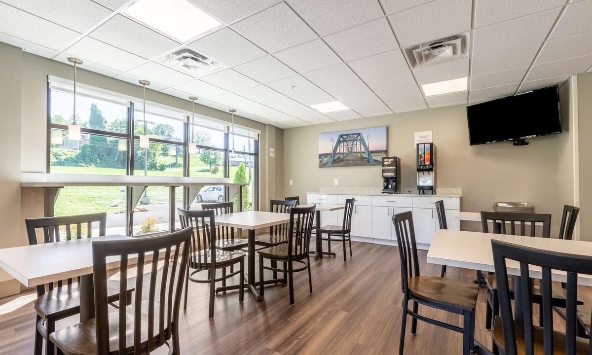 Dayton Hotel | Econo Lodge Dayton North