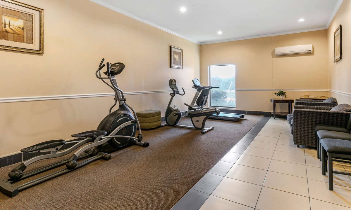 Eutaw Hotel | Econo Lodge Eutaw I-20