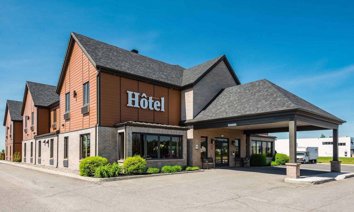 Saint-Apollinaire Hotel | Econo Lodge Inn & Suites