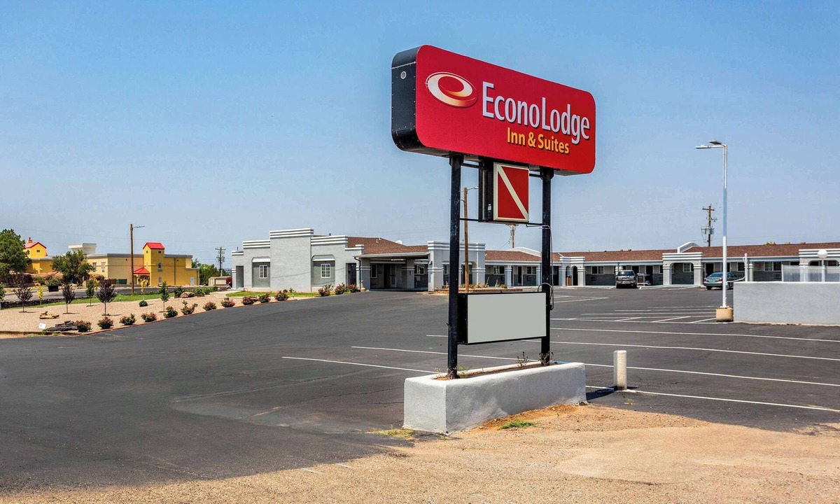 Santa Rosa Hotel | Econo Lodge Inn & Suites Santa Rosa