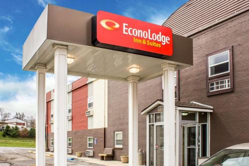 Walnut Hotel | Econo Lodge Inn & Suites Walnut
