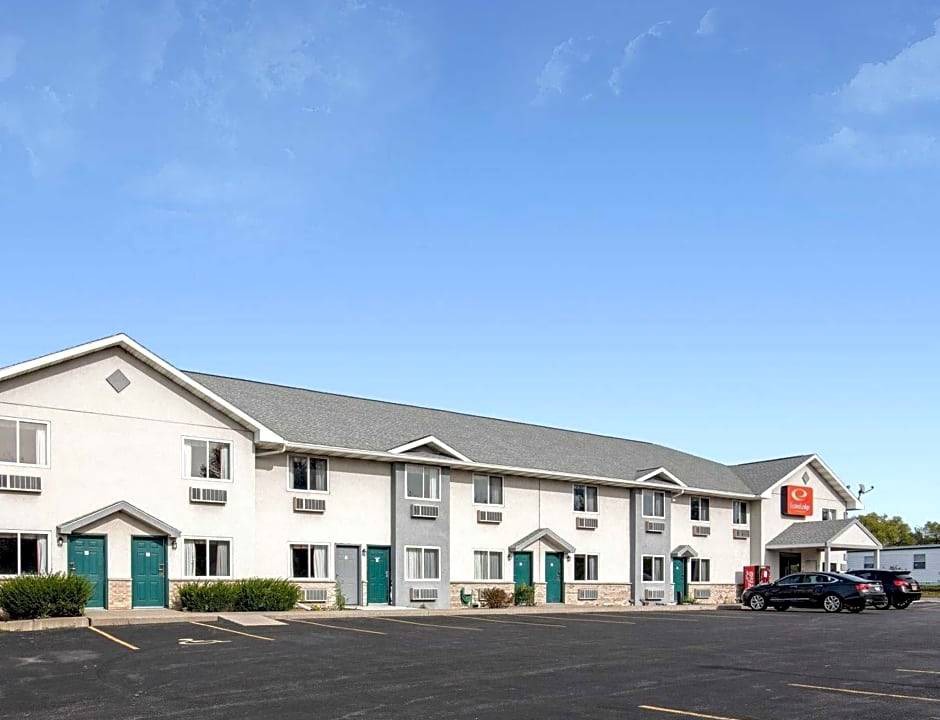 Canandaigua Hotel | Econo Lodge Inn & Suites Canandaigua