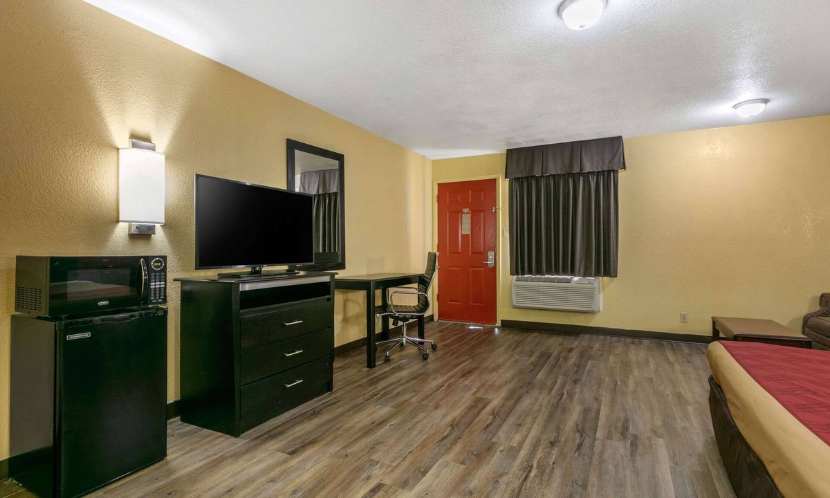 Jonesboro Hotel | Econo Lodge Jonesboro