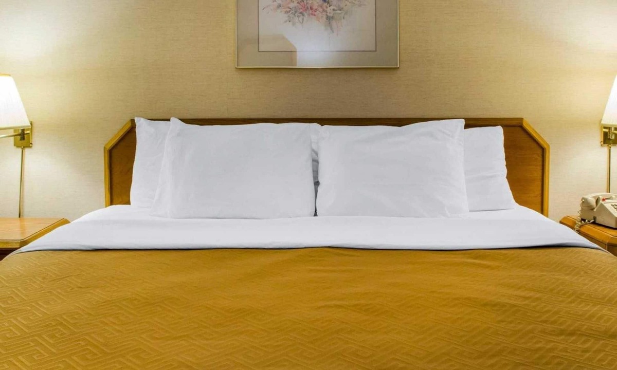 Mifflintown Hotel | Econo Lodge Mifflintown