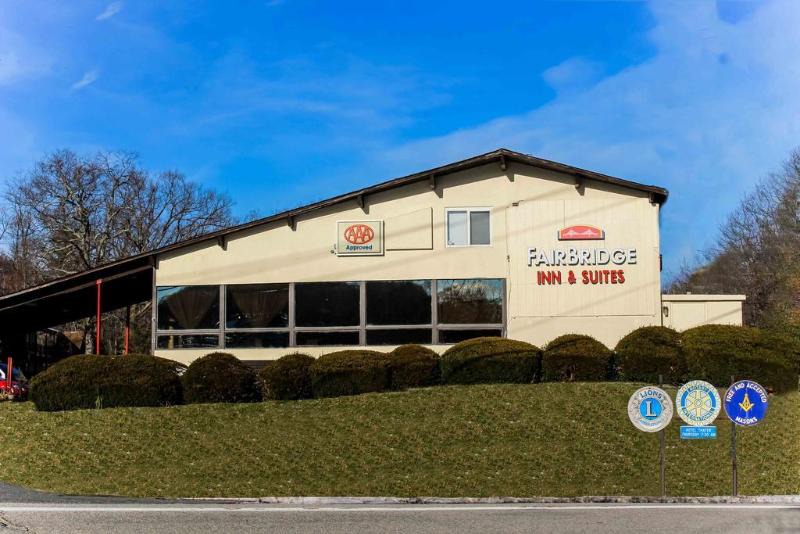 Highland Falls Hotel | Econo Lodge Near West Point