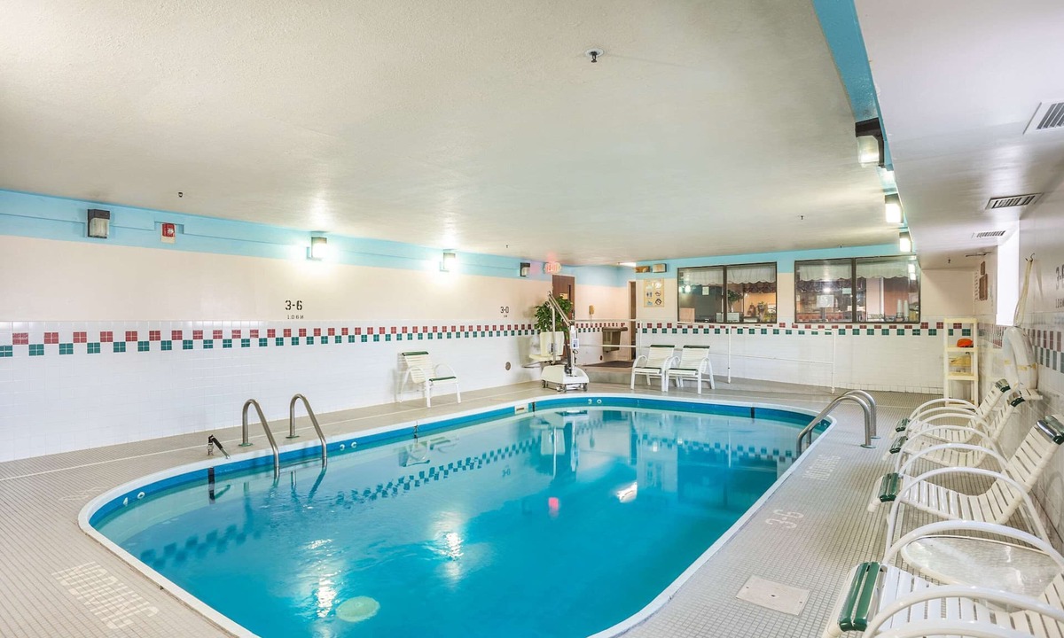 Princeton Hotel | Econo Lodge Princeton