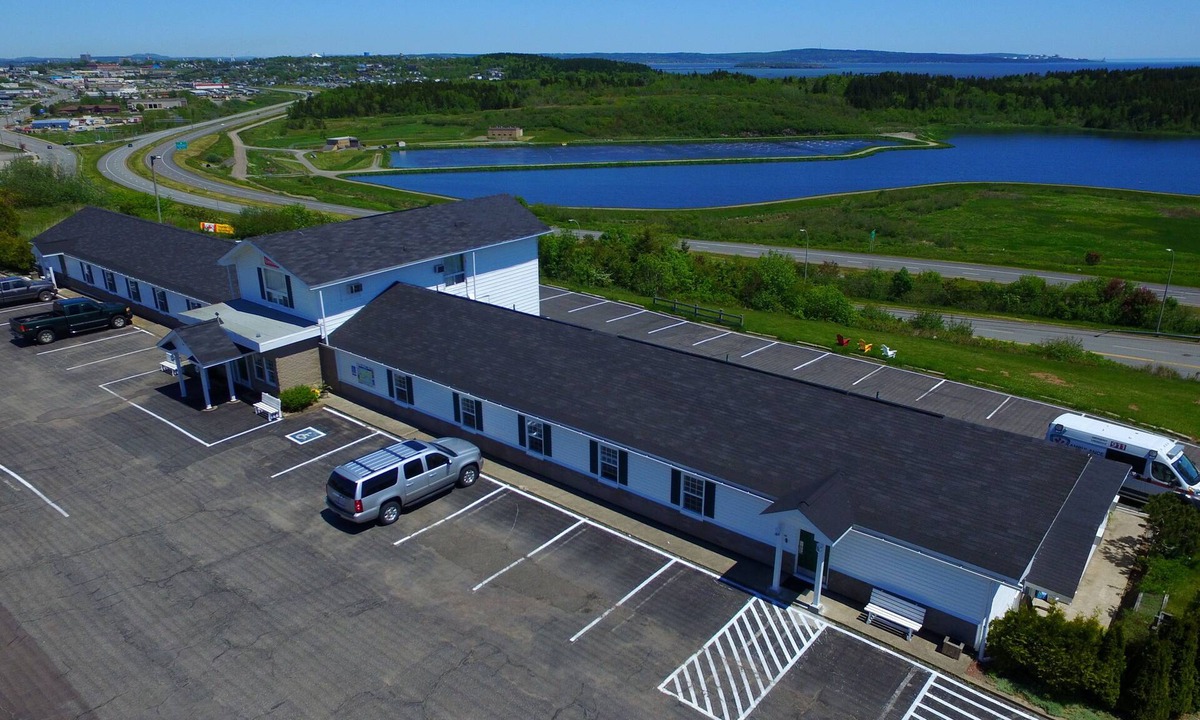 Saint John Hotel | Econo Lodge & Suites Saint John