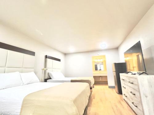Tulsa Hotel | ECONOMY INN AND SUITES