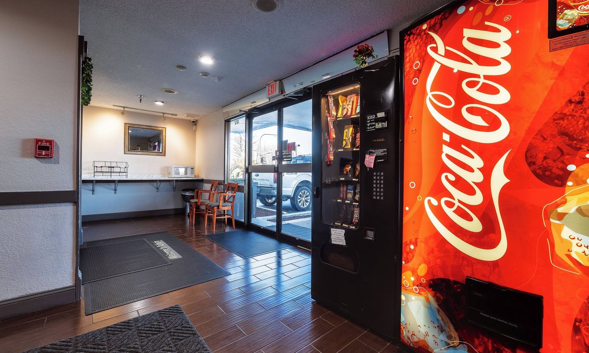 Auburn Hotel | Economy Inn Auburn