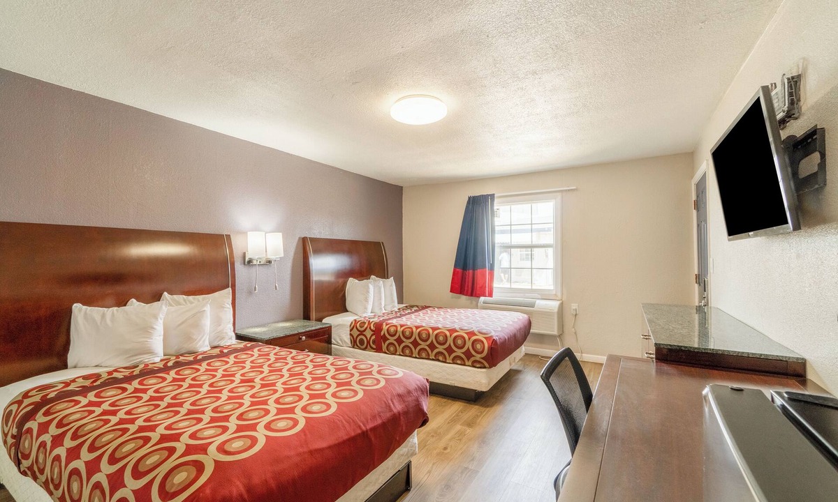Lamesa Hotel | Economy Inn By OYO, Lamesa TX