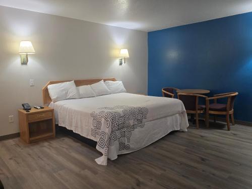Nephi Hotel | Economy Inn & Suites