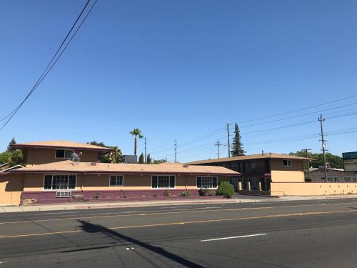Modesto Hotel | Economy Inn
