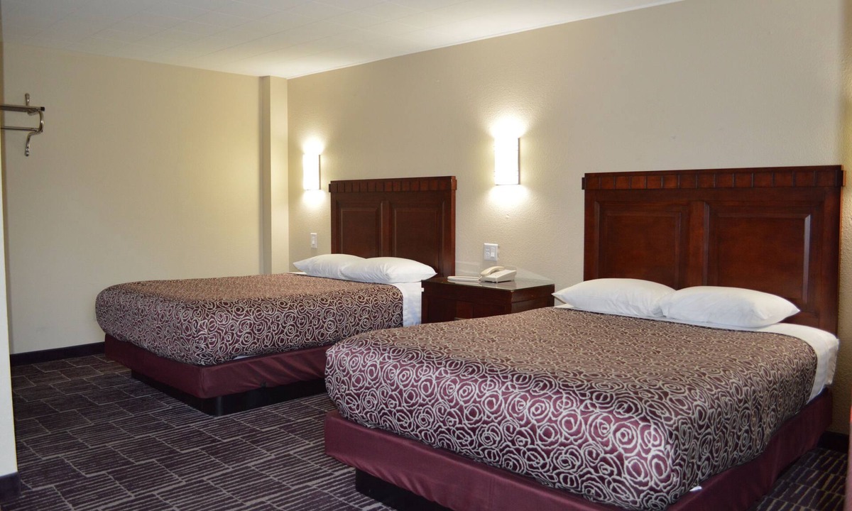 Overlook Hotel | Economy INN