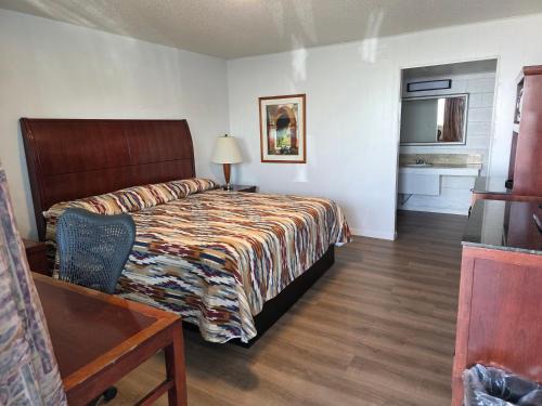 Polvadera Hotel | Economy Inn