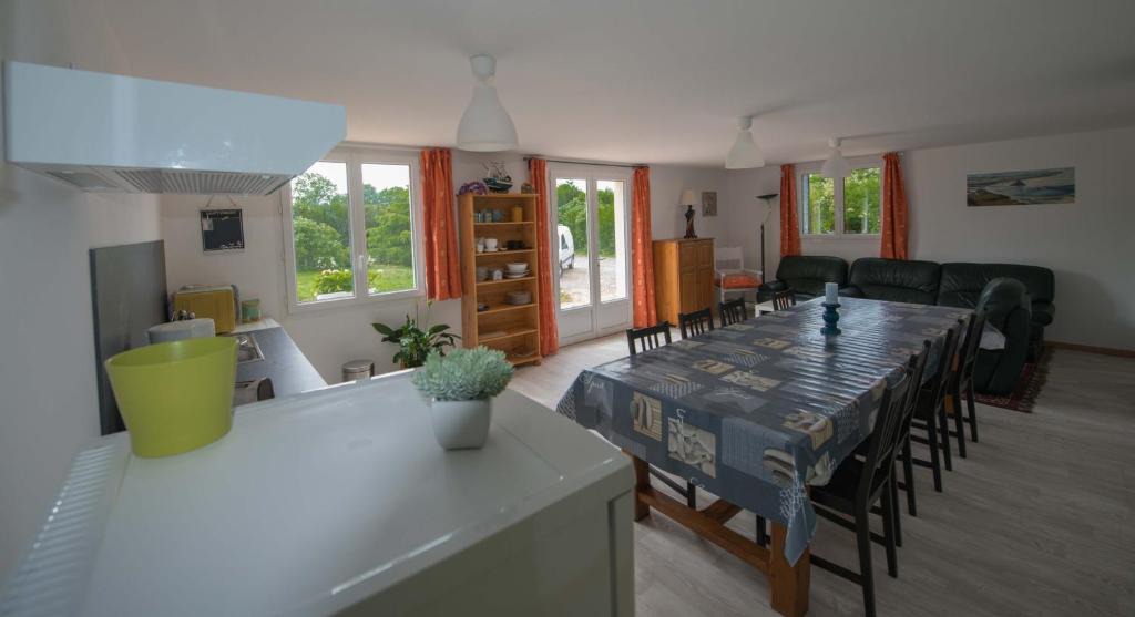 Val de Drome House | ecrin de fleurs et verdure