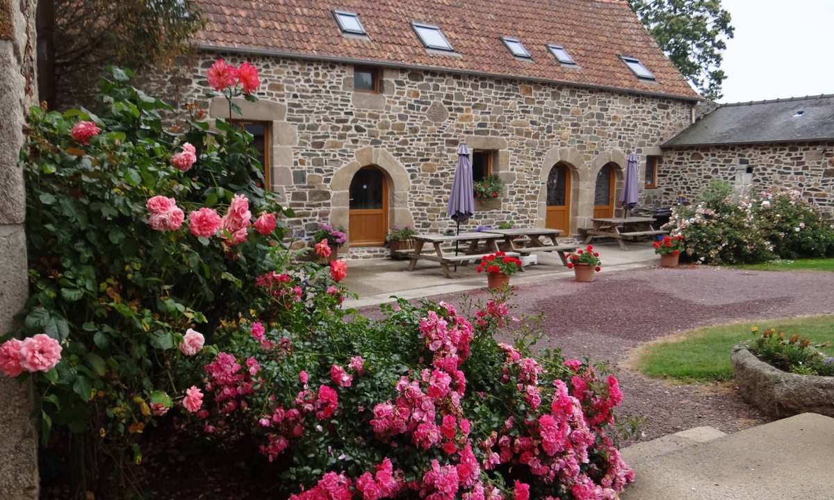 Gommenec'h House | Ecuries de Kerbalan Gîtes à la ferme