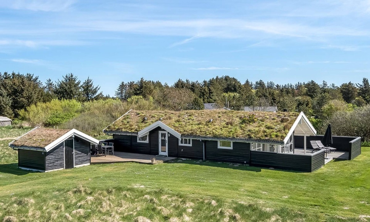 Hvorup Klit House | "Eddi" - 550m from the sea by Interhome