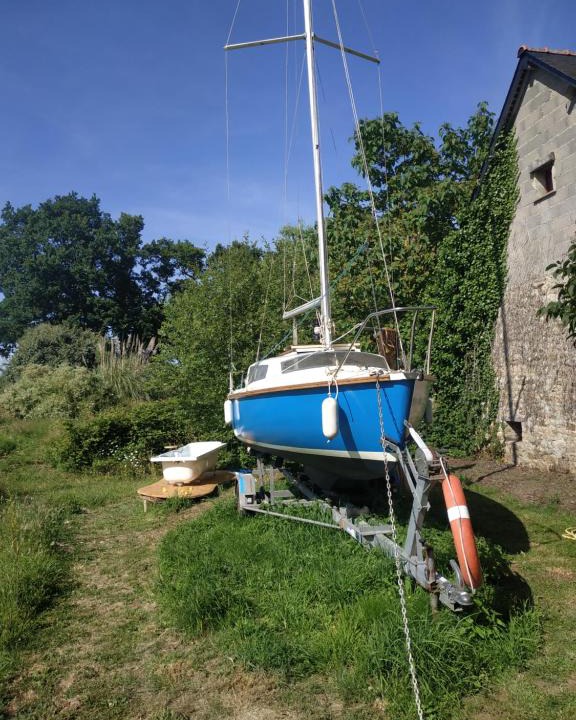 Bazouges-la-Perouse Boat Rental | Edel de la Touche Balard