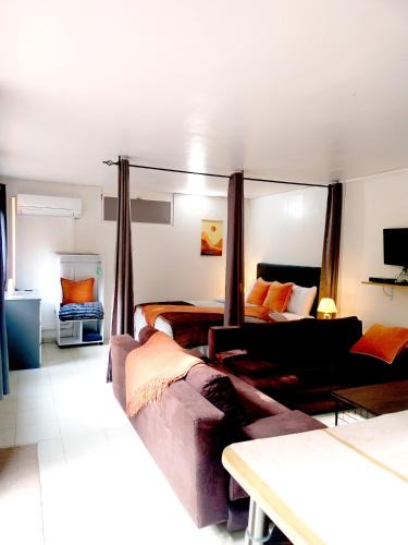 Las Illas Apartment | Eden Garden gite appartements