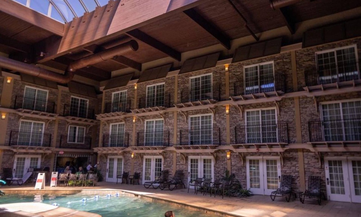 Lancaster Hotel | Eden Resort and Suites, BW Premier Collection