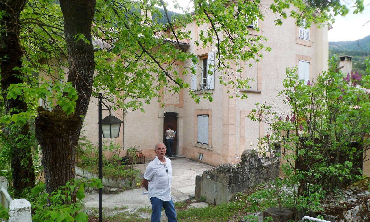 Annot Apartment | eden roc apartment with private parking