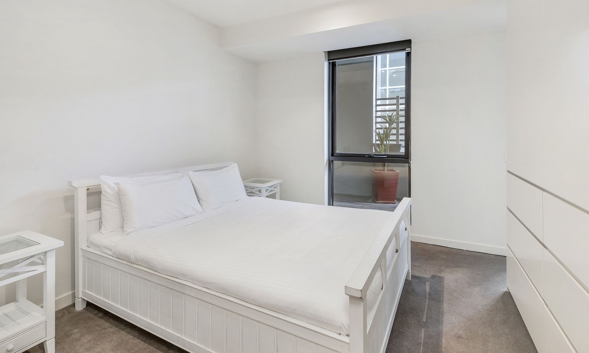 Geelong Hotel | Edgewater 109