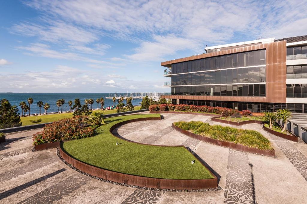 Geelong House | Edgewater 208