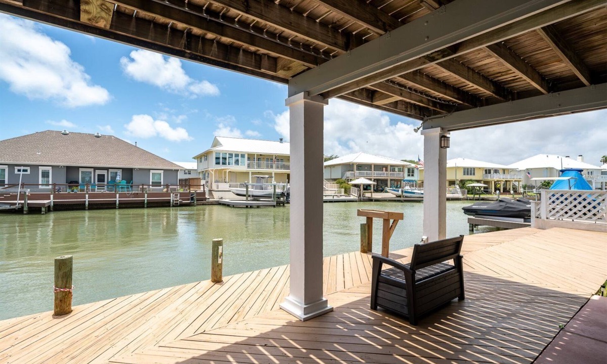 Key Allegro Cottage | Edgewater Escape by Miss Kitty’s