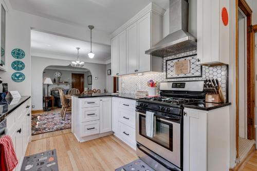 Fulton House | Edina Escape