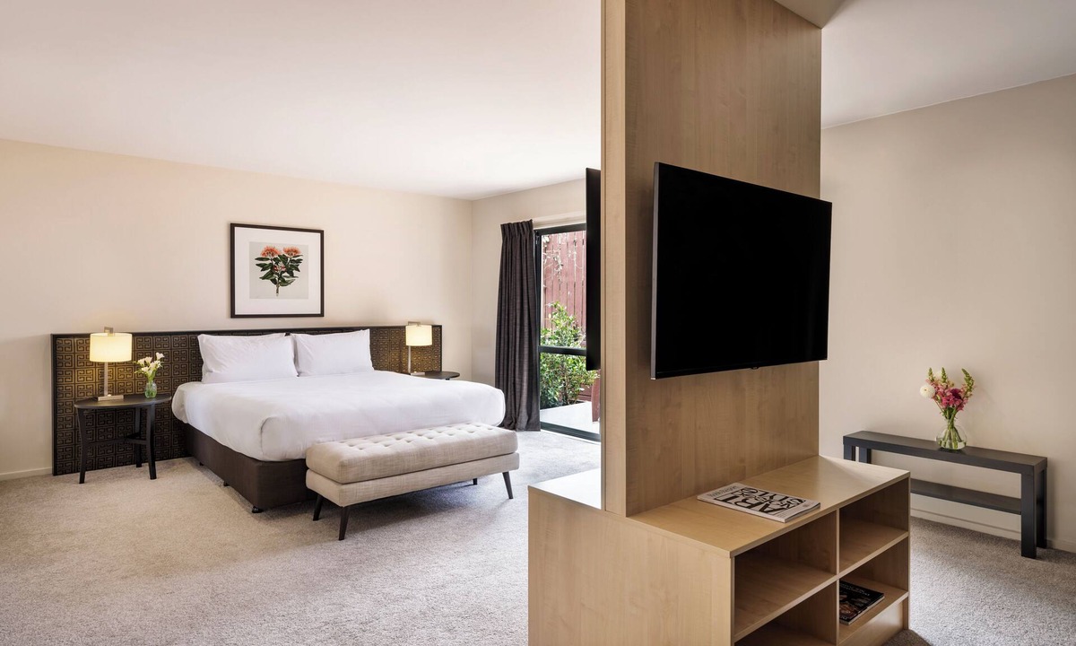 Greenlane Hotel | Edit Auckland Greenlane