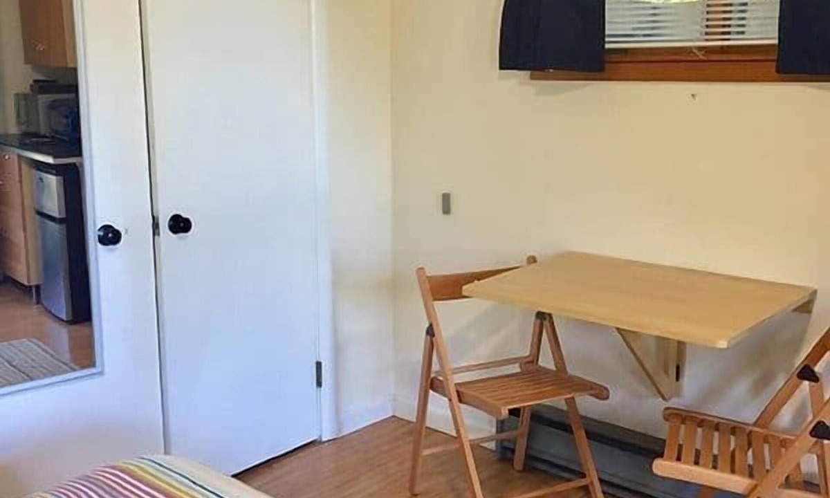 Wolfeboro Apartment | Efficiency 9 -Piping Rock Resort