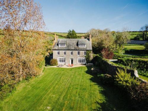 Burgh Island House | Efford House by Group Retreats