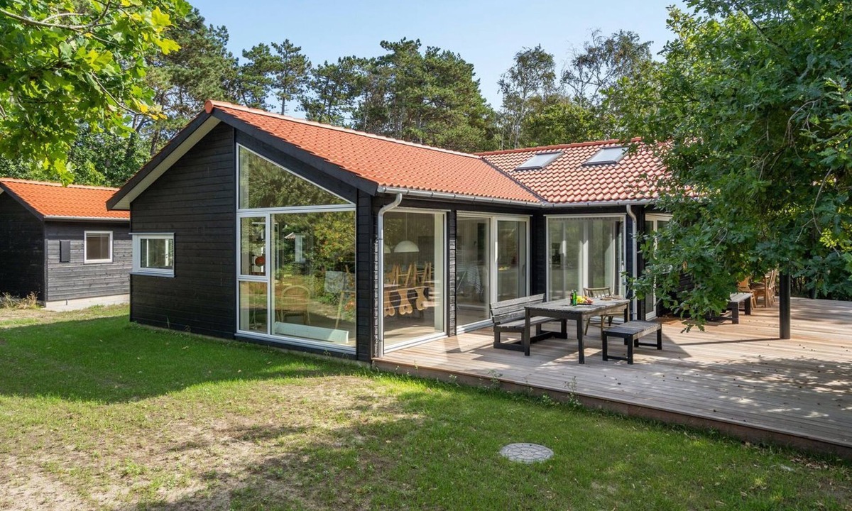 Hoeve Strand House | "Efka" - 175m from the sea by Interhome