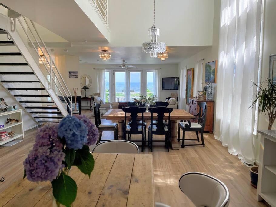 Swampscott Villa | Egg Rock House - 4BR, 4.5BA - Modern Oceanfront