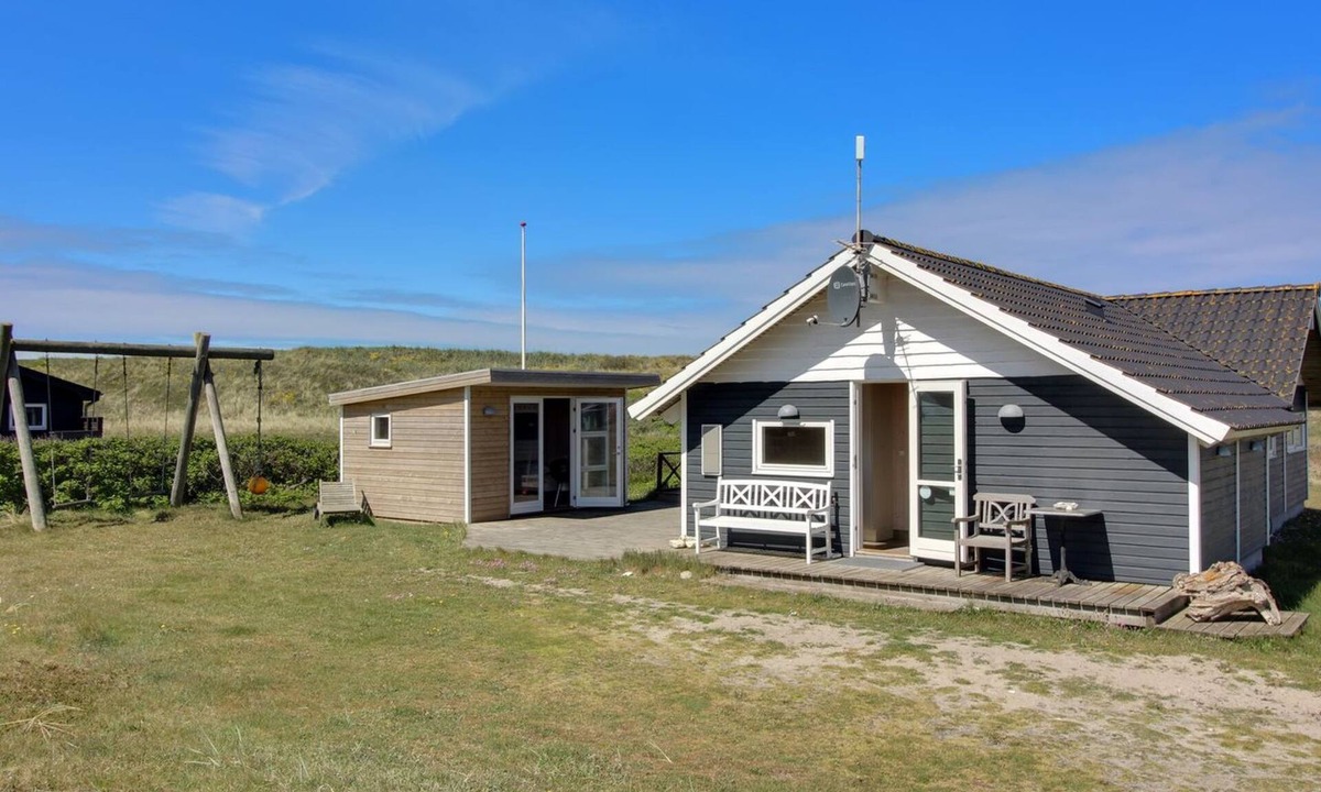 Trans House | "Egidia" - 50m from the sea by Interhome