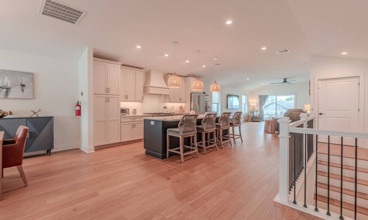 Cape May Villa | Eights On The Landing