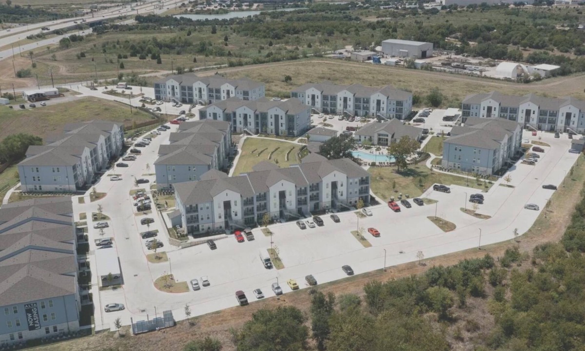 Austin Apartment | EightyOne10 2BD 4 - Two Bedroom Apartment, Sleeps 4