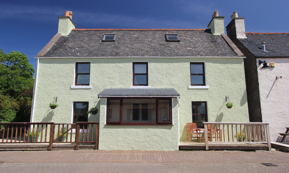Dornie Cottage | Eilean Donan View.