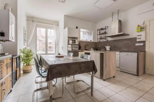 Valenciennes Apartment | Elégance, Appartement 2 chambres, 60 m2, Centre