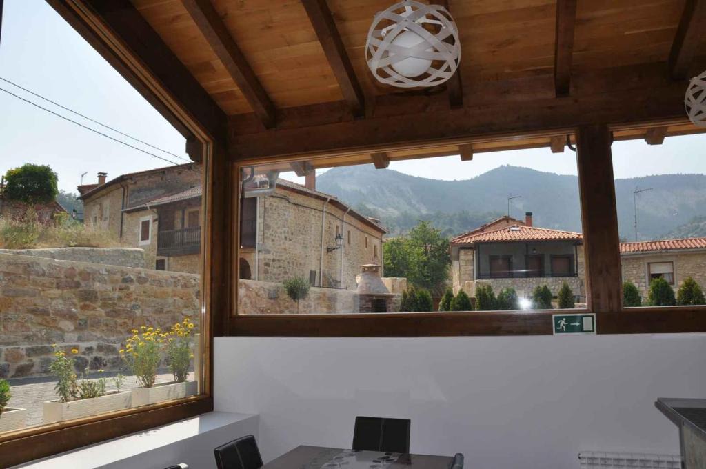 Pesquera de Ebro House | El Abrigaño del Cañón