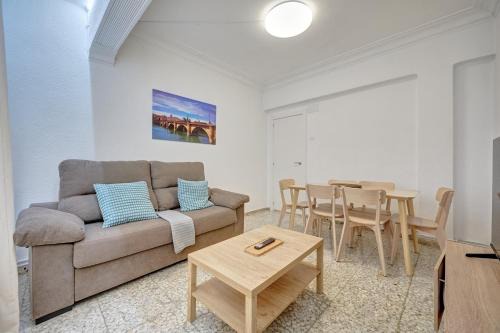 Logrono City Centre Apartment | El Capricho by Clabao