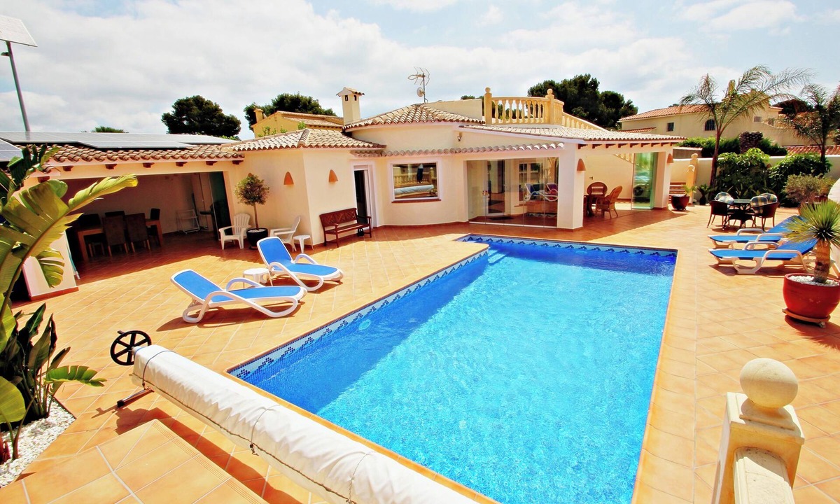 Pinar del Advocat Villa | El Chamizo - modern villa with large private pool in Benissa
