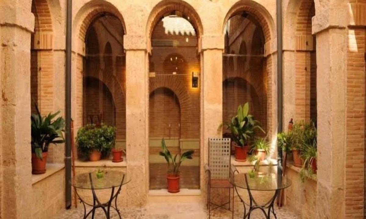 Lillo House | El Convento de Lillo