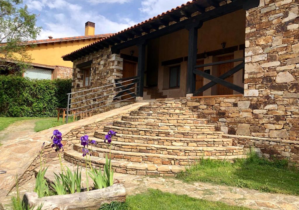 Montejo de la Sierra Apartment | El Hayuco de Montejo