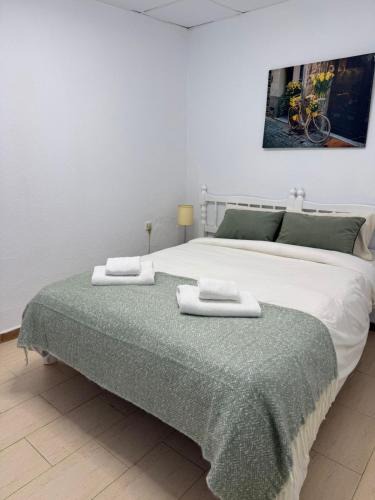San Lorenzo Apartment | El HUERTO DE HELVIAS