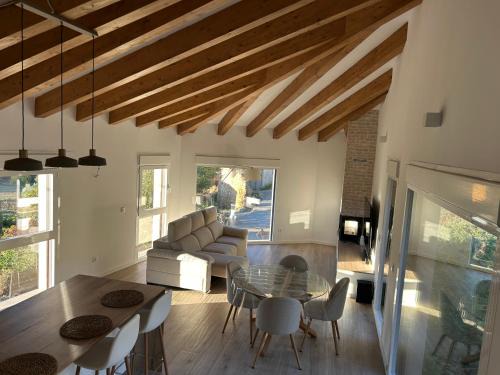 Cuevas de Canart House | El Mirador de la Fuente