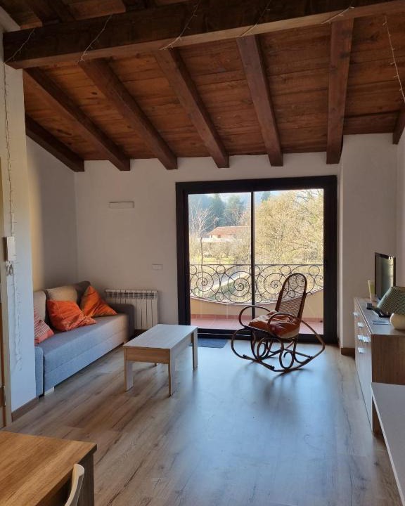 Sant Joan de Les Abadesses Apartment | el niu dels ocells 2
