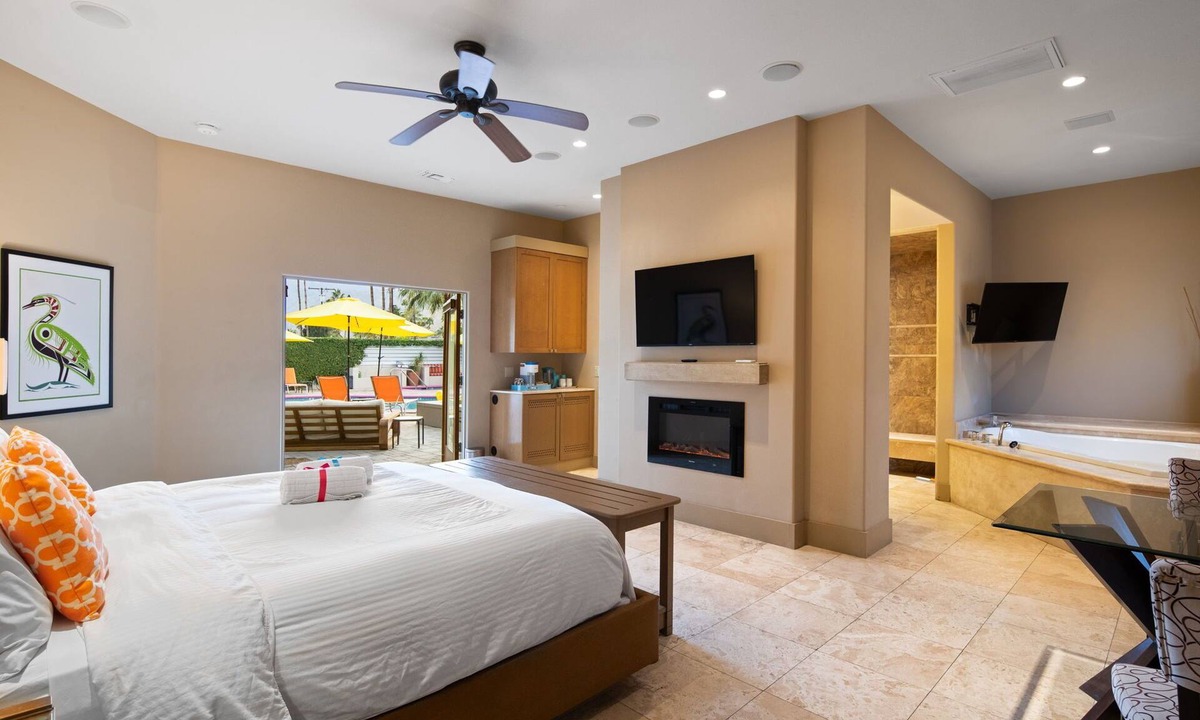 Warm Sands Hotel | El Noa Noa