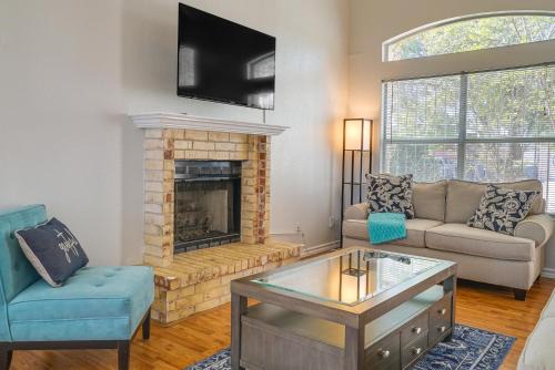 Biggs Field House | El Paso Vacation Rental w/Spacious Yard, Patio!